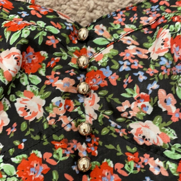 Floral tank top - Picture 2 of 3